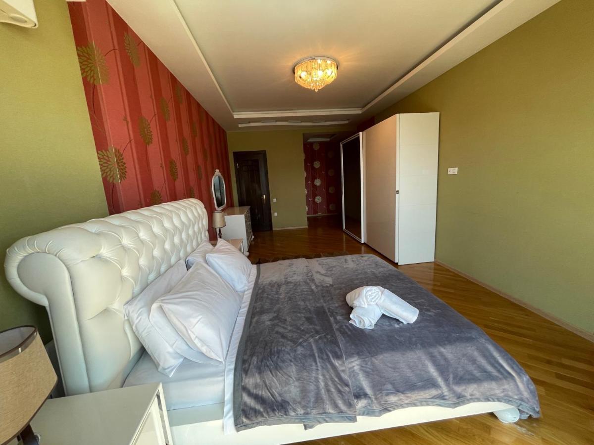 Megafun Appartement Bakoe Buitenkant foto